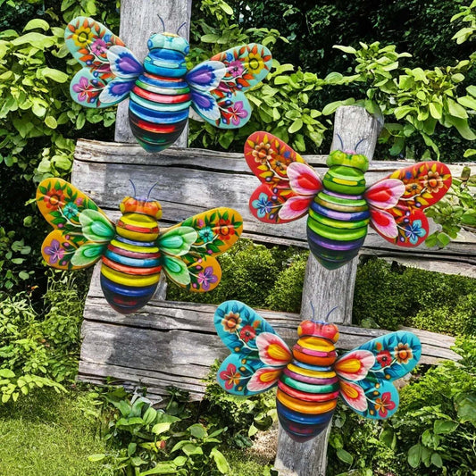 Eye-catching garden decorations